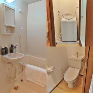2 immagini di un bagno con servizi igienici e lavandino di ASAKUSAーHANAKAWADO a Tokyo