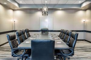 Zona business o sala conferenze di Howard Johnson by Wyndham Lima