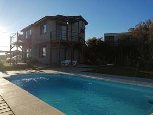 Bazén v ubytování Aroma de mar casas en alquiler vacacional con hermosa piscina nebo v jeho okolí