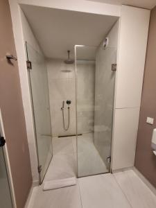 Koupelna v ubytování Adresa Suites