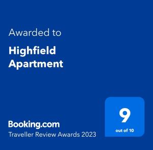 Сертификат, награда, табела или друг документ на показ в Highfield 2 rooms Apartment