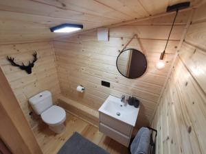 Koupelna v ubytování Zbychówko + 17 fotografií