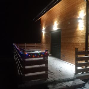 Fotografia z galérie ubytovania Domek całoroczny pod sosenką v destinácii Łapanów