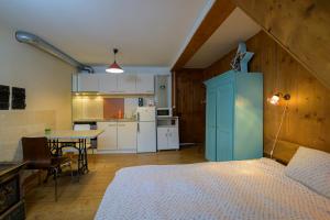 Dapur atau dapur kecil di Gästezimmer Plänke