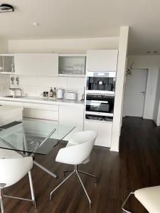 Galeriebild der Unterkunft Modernes Apartment mit traumhaftem Sunset Blick in Baden-Baden