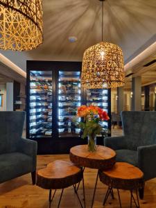 A seating area at Lech Valley Lodge