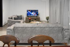 TV a/nebo společenská místnost v ubytování Lux apartment & stunning view