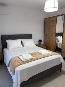 Posteľ alebo postele v izbe v ubytovaní Lux apartment & stunning view