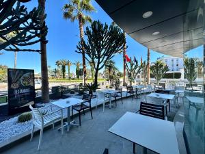 En restaurant eller et spisested på MIRANDA HOTEL - Tanger