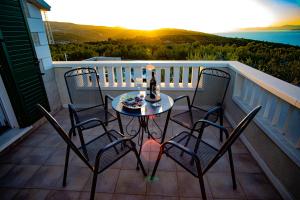 Afbeelding uit fotogalerij van OPG Villa Meri in Pučišća