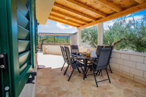 Afbeelding uit fotogalerij van OPG Villa Meri in Pučišća