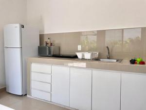 Cucina o angolo cottura di Aldeazul by Andiani Travel