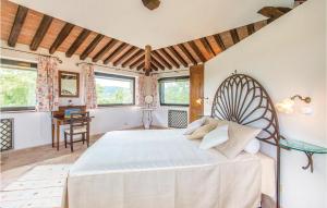 A bed or beds in a room at Torrepiena