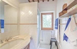 A bathroom at Torrepiena
