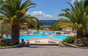 The swimming pool at or close to Appartamento Smart 4 Még 26 kép