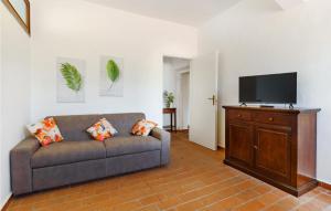 A television and/or entertainment centre at Appartamento Smart 4