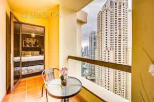 Postel nebo postele na pokoji v ubytování Jumeirah Beach Residence, Dubai Marina