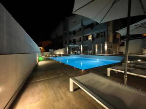 Bazén v ubytování Tropicana Suite - Adults Only nebo v jeho okolí