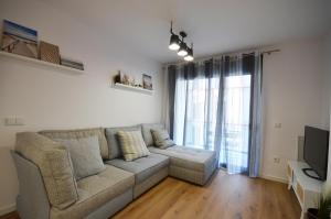 A seating area at Golive Barques