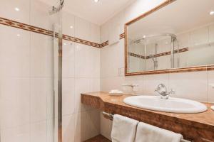 Koupelna v ubytování Hotel Piz Buin