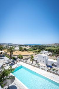 a view of the pool at hotel villa margaritas at Pyrgaki Hotel in Parikia