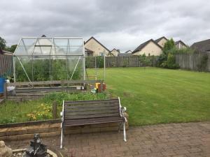 Gallery image of Honeysuckle-Peaceful Scottish Cottage with Hot Tub in Airdrie