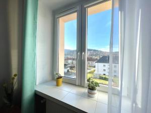 Výhľad na hory alebo výhľad na hory priamo z apartmánu