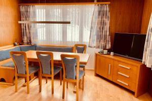 TV a/nebo společenská místnost v ubytování Cozy Corner - CharmingStay