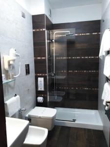 Koupelna v ubytování Hotel Lafayette
