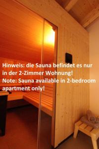 Telewizja i/lub zestaw kina domowego w obiekcie Mountain Penthouse Top 8 & 9