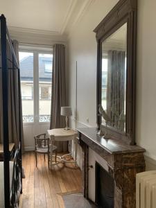 Zdjęcie z galerii obiektu L Oôte appart w Épernay