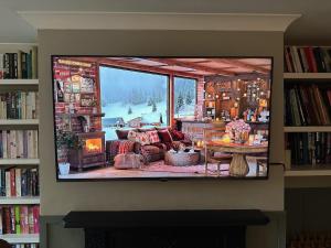 TV a/nebo společenská místnost v ubytování Meadow Cottage + 34 fotografií