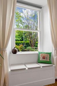 Fotografie z fotogalerie ubytování Cheerful Stays - Westend Cottage v destinaci Edinburgh