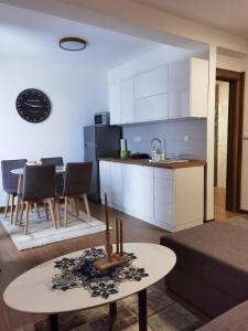 Cuina o zona de cuina de Borovi 2, apartman 7