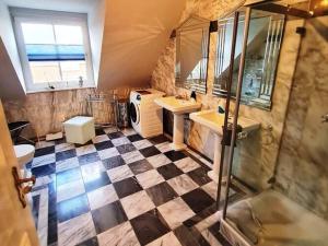 Ένα μπάνιο στο Charmante Hausvilla in Bojendorf +30 φωτογραφίες