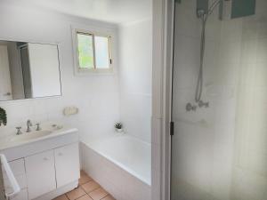 Bagno di La Villa Pets ok No pet without Calling host prior to booking t&C apply
