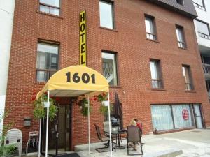 Gallery image of Hotel Bon Accueil in Montreal