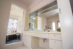 Koupelna v ubytování d3 HOTEL+Gallery 2 & 3 + 35 fotografií