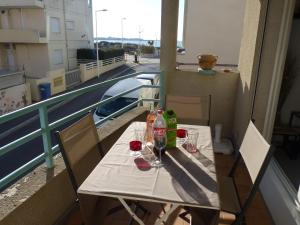 Balkón alebo terasa v ubytovaní Sol-y-Days Baroncelli, Appartement rénové avec vue latérale sur mer et proche du centre ville