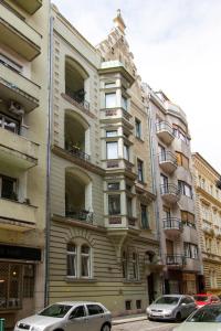 Budova, v ktorej sa apartmán nachádza