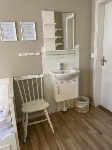 Ένα μπάνιο στο Sörnäsgården Bed & Breakfast