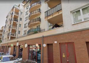 Budova, v ktorej sa apartmán nachádza