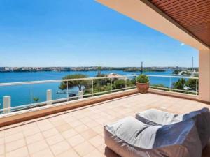 Balkón nebo terasa v ubytování VILLA LANTANA Lujo y estilo con vistas únicas al puerto de Mahón