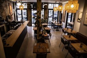 Restaurace v ubytování Hôtel Taggât