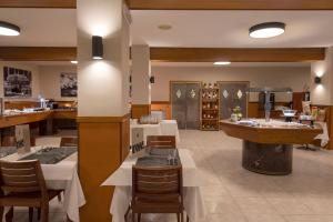 Restaurace v ubytování Hotel Encamp by Nexta
