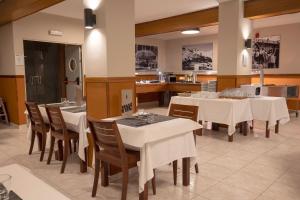 Restoran atau tempat lain untuk makan di Hotel Encamp by Nexta