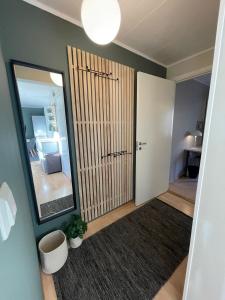 Phòng tắm tại Small house Uppsala