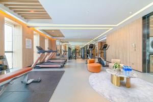 Fitness centrum a/nebo fitness zařízení v ubytování Nanan Ao Sheng Yi Hao Hotel