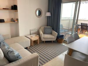 A seating area at Stunning 3-Bed Apartment in Puerto De Mazarron
