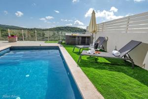 Ảnh trong thư viện ảnh của סוויטות Sol - סוויטות מהממות בגליל עם בריכה וג'קוזי במתחם ở Gornot HaGalil